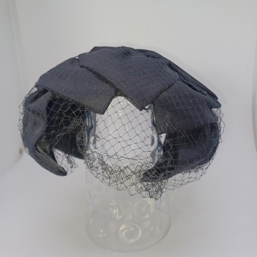 Vintage 1940s Union Made Black Fascinator Hat with Netting original label
